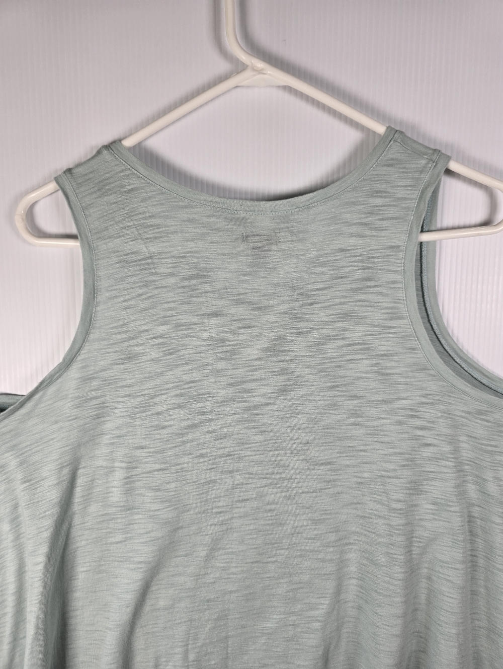 aerie Mint Green Tank with Metallic Gold Pineapple Flowy Swing Crop Top Size M - Picture 6 of 9